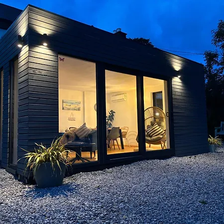 Laughing Seagull - Sea Views And Sauna Tatil Evi