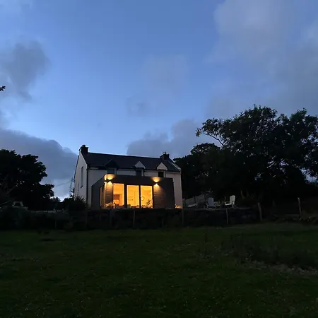 Dom wakacyjny Laughing Seagull - Sea Views And Sauna Castletownbere