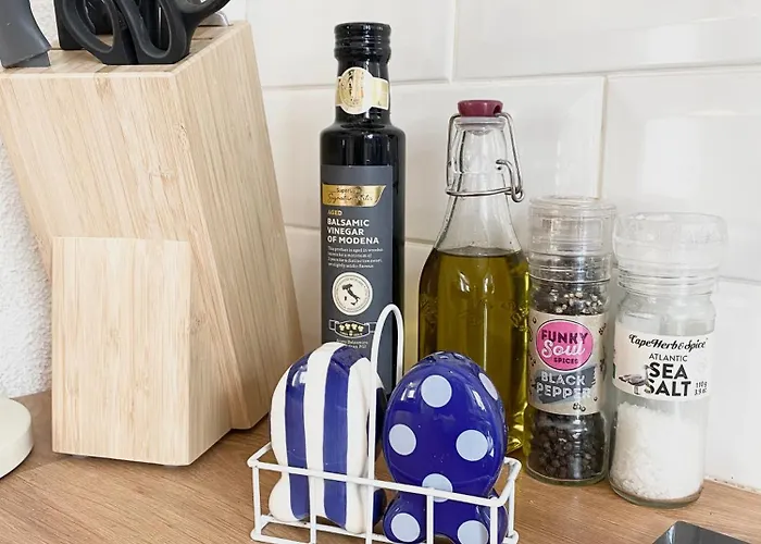 Laughing Seagull - Sea Views And Sauna Ferienhaus *